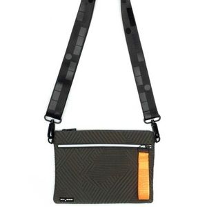 Cross body belt bag new no tags